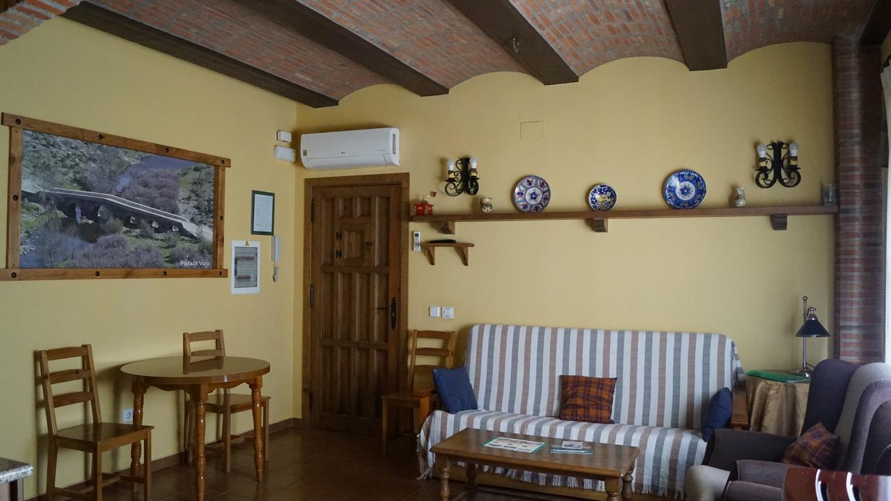 Apartamentos Rurales Monfraguee Torrejón el Rubio Dış mekan fotoğraf